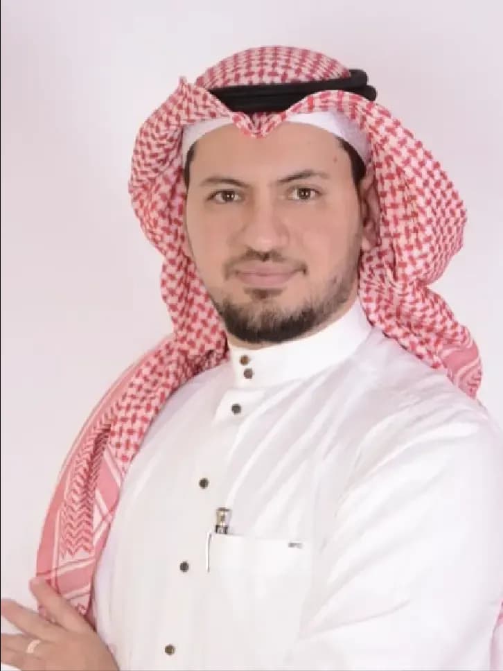 عبدالعزيز وليد طاهر